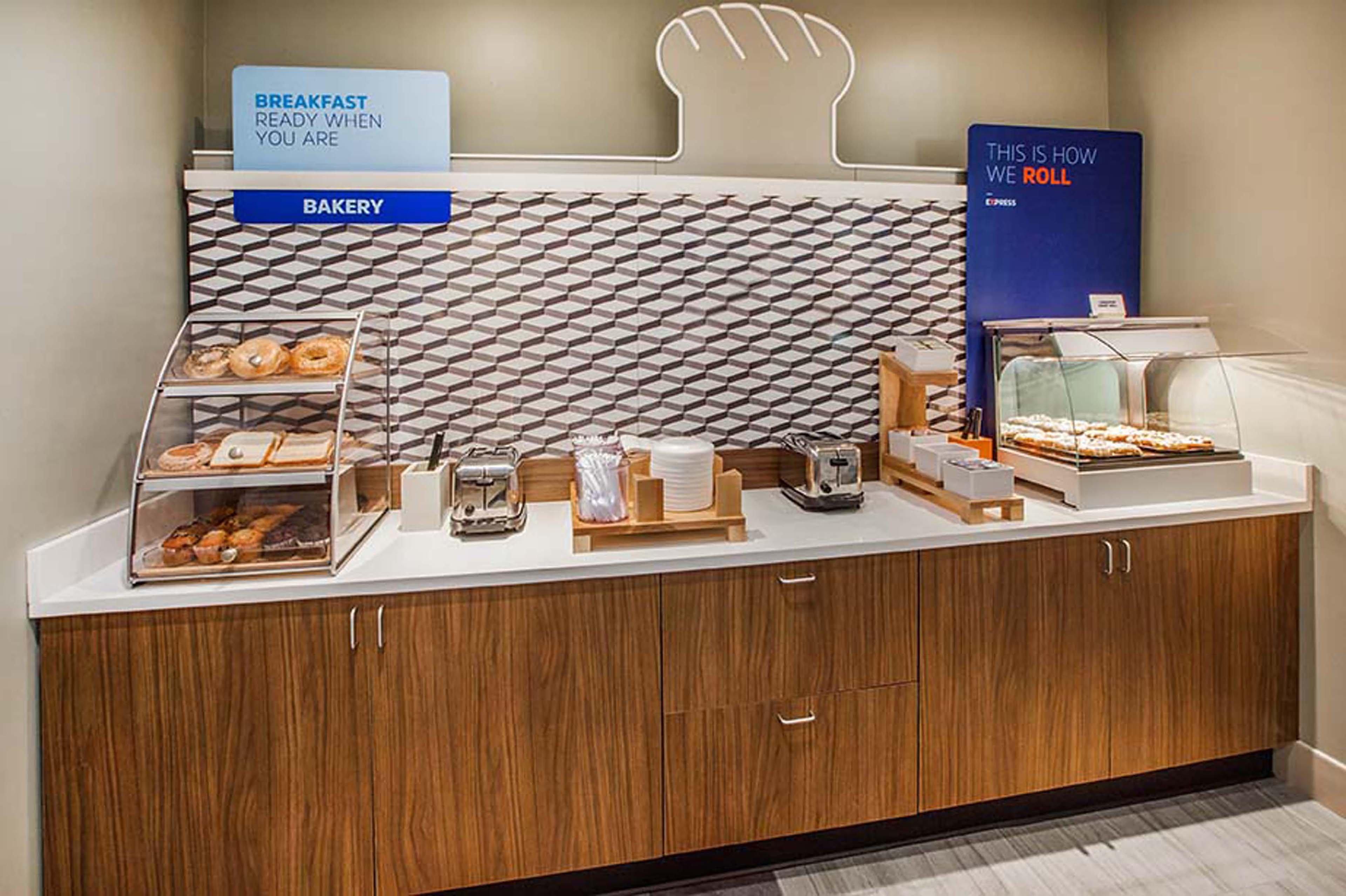 Holiday Inn Express Salt Lake City South - Midvale By Ihg Exterior foto