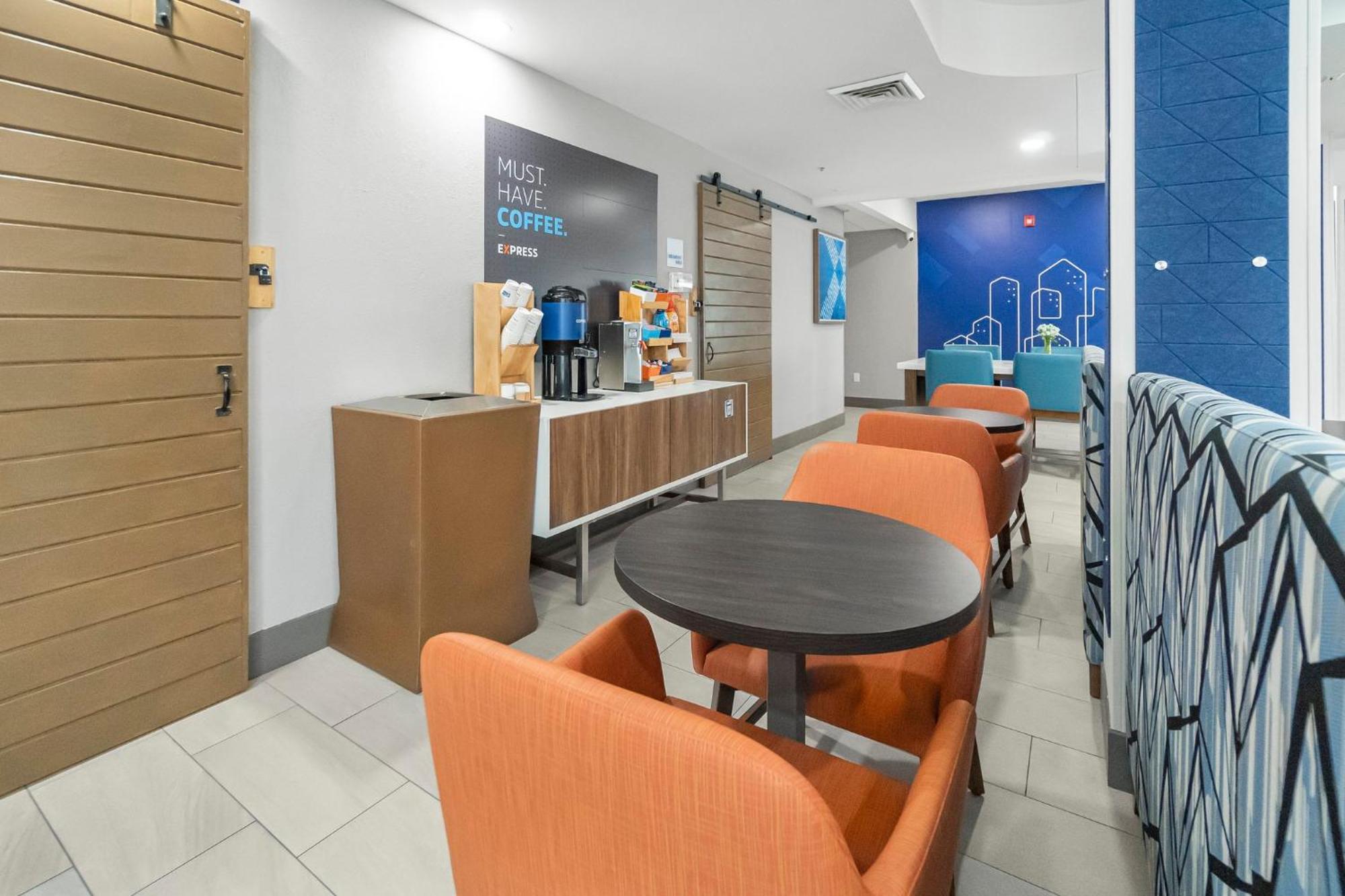 Holiday Inn Express Salt Lake City South - Midvale By Ihg Exterior foto