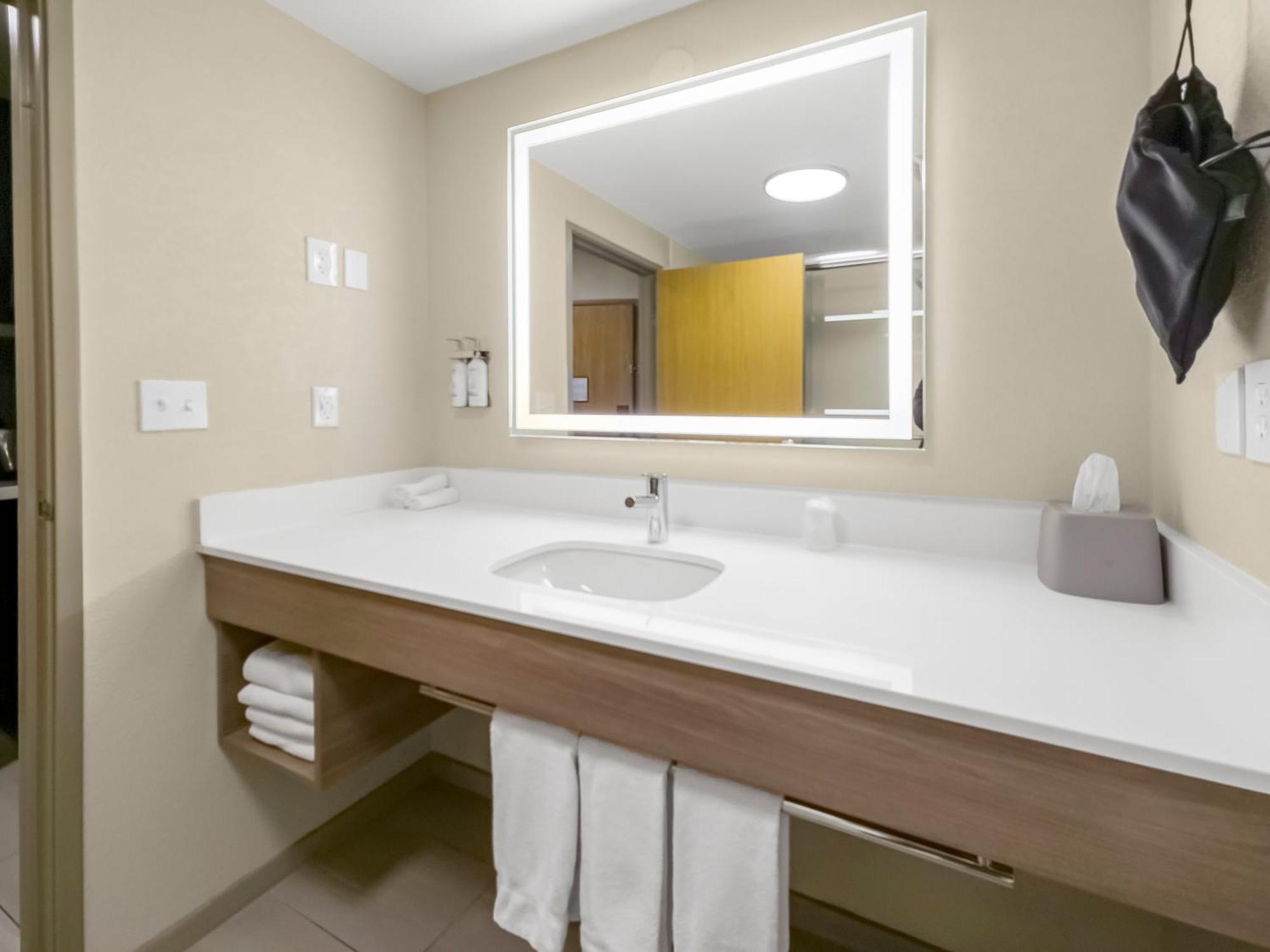 Holiday Inn Express Salt Lake City South - Midvale By Ihg Exterior foto